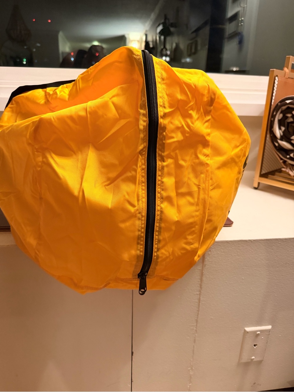 ๐ SALE ๐ BRAND NEW ๐ SAMSONITE ๐ FOLDABLE TOTE A TON DUFFLE ๐ YELLOW - Picture 5 of 6